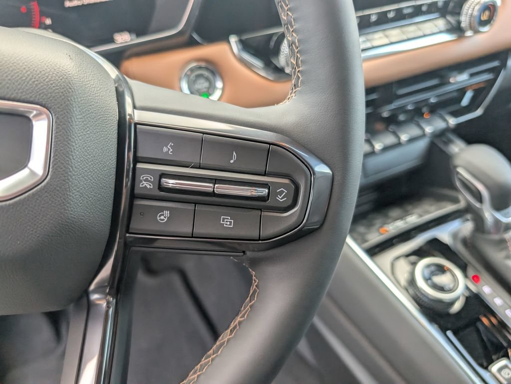 New 2026 GMC Canyon AT4 w/ Technology Plus Package AWD/4WD image 22