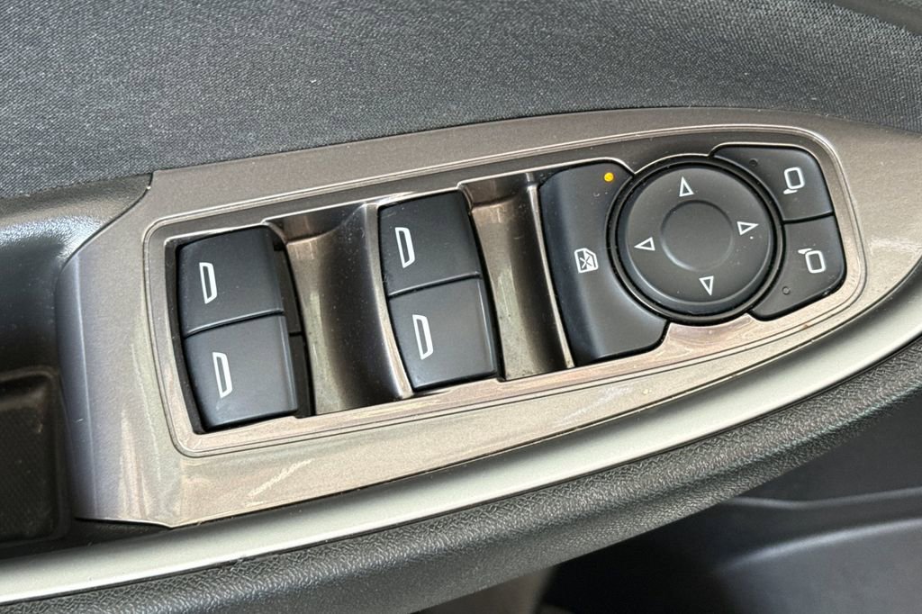 Used 2025 Chevrolet Malibu RS image 18