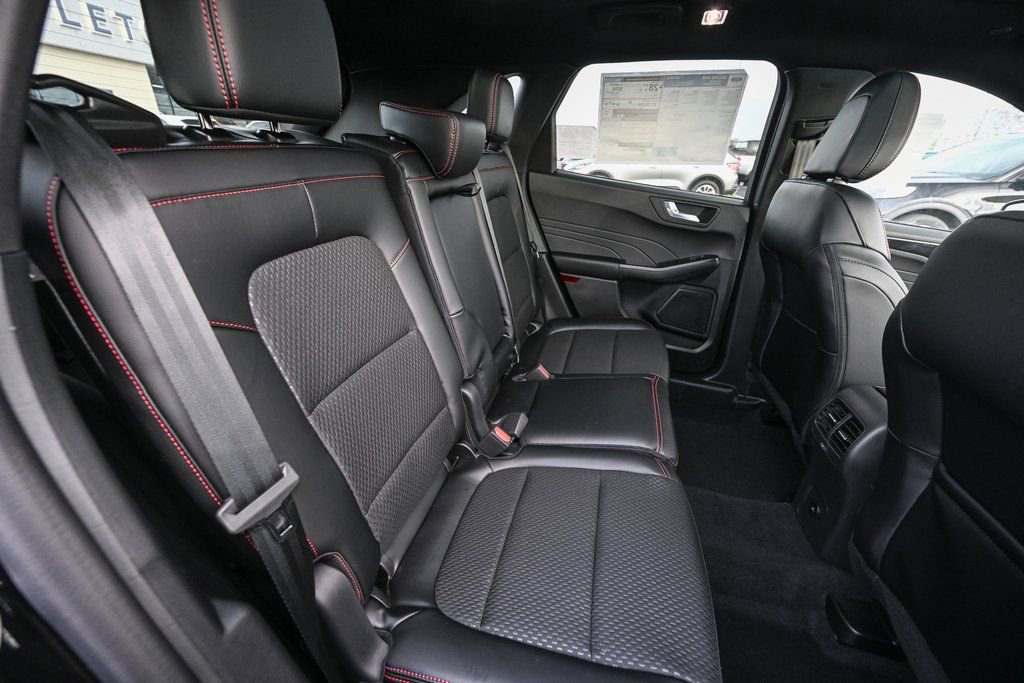 New 2026 Ford Escape ST-Line w/ Tech Pack #1 image 24