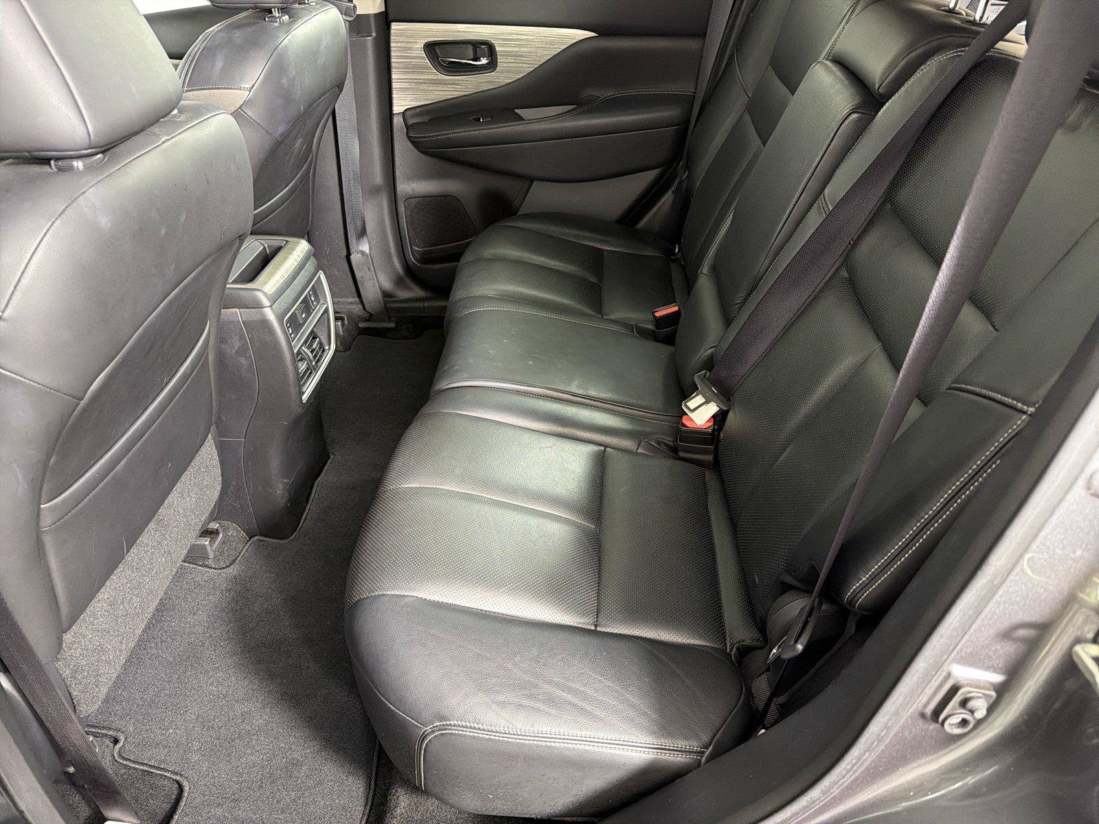 Used 2015 Nissan Murano Platinum w/ Platinum Technology Package FWD image 6