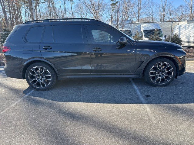 Used 2024 BMW X7 xDrive40i w/ Executive Package image 10