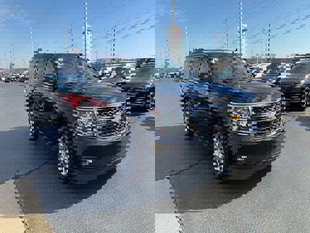 Used 2019 Chevrolet Tahoe LT w/ Luxury Package image 23