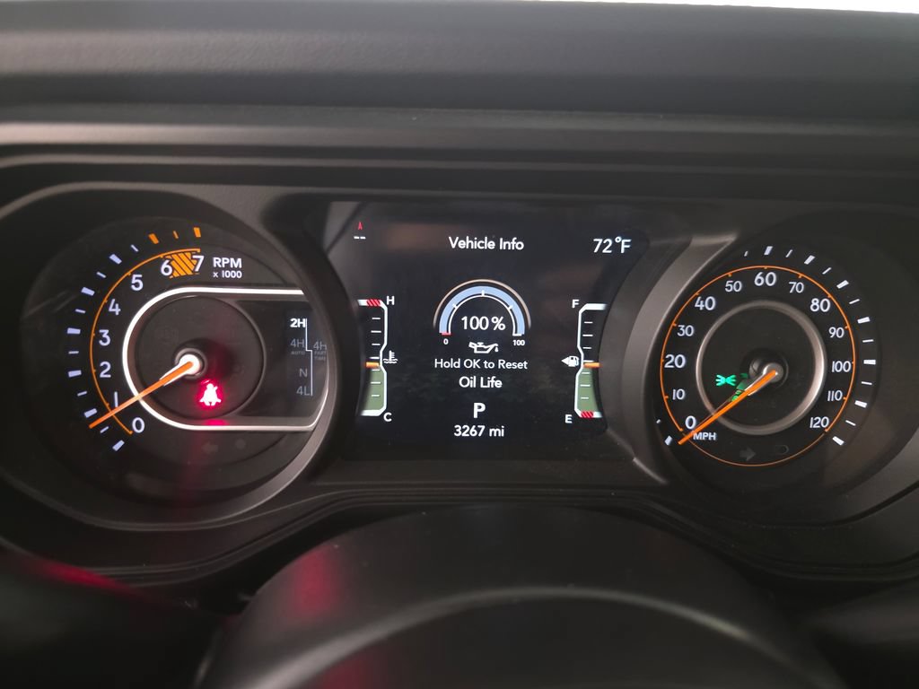 Used 2026 Jeep Wrangler Unlimited Rubicon AWD/4WD image 22