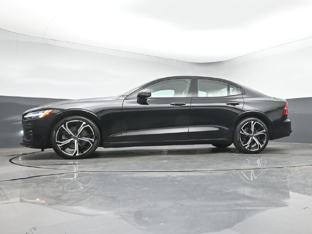 Used 2023 Volvo S60 B5 Ultimate w/ Protection Package Premier FWD image 38