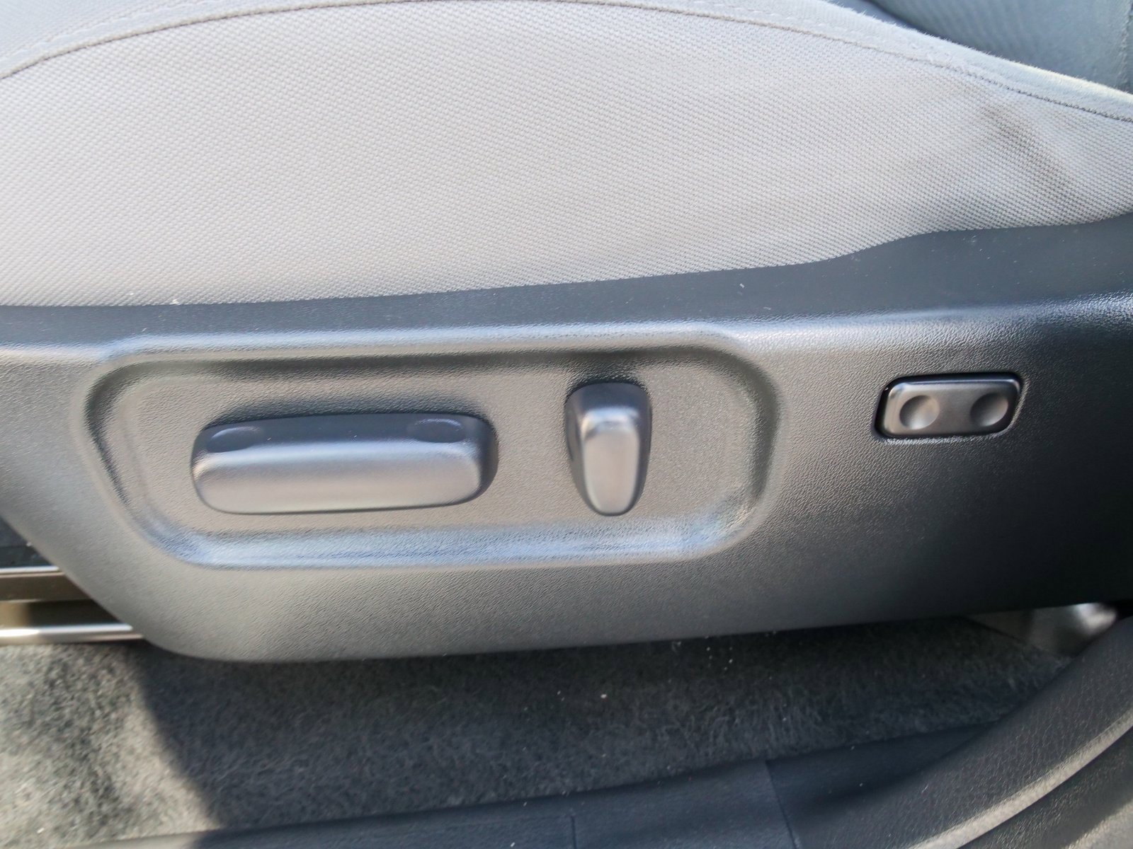 Used 2022 Toyota Tacoma SR5 image 18