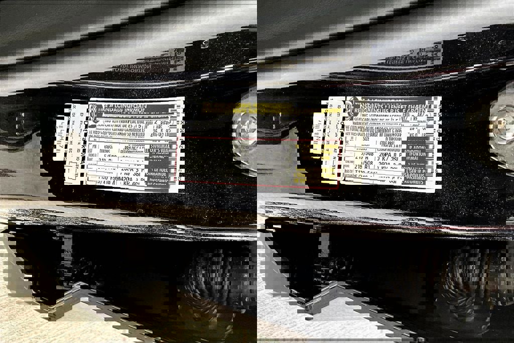 New 2025 Volkswagen Taos SE image 32