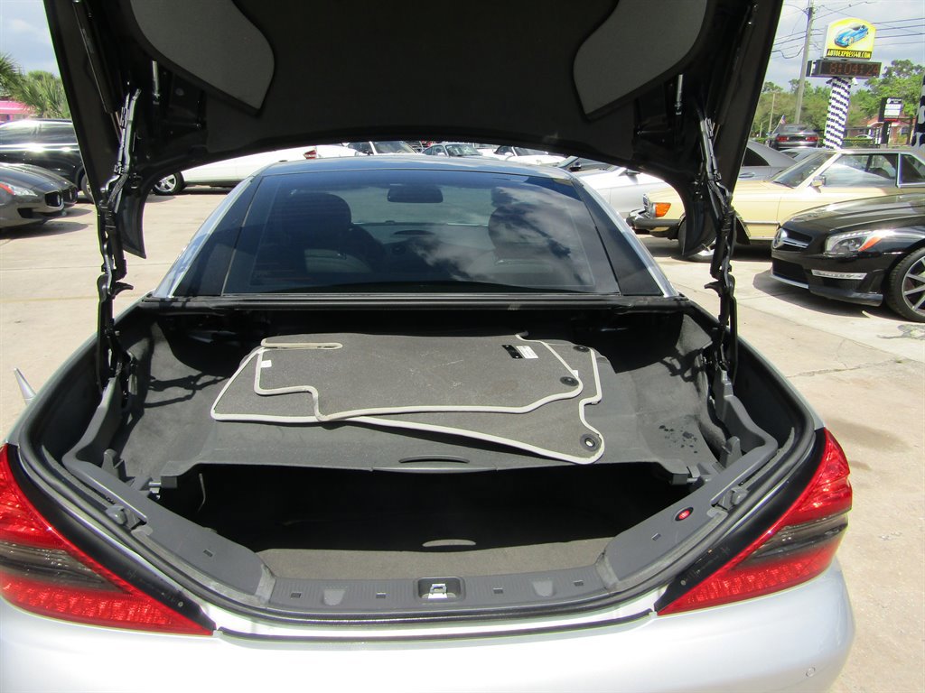 Used 2012 Mercedes-Benz SL 550 w/ SL Wheel Pkg image 7