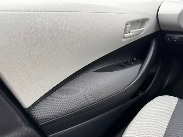 Certified 2025 Toyota Corolla LE w/ Convenience Package FWD image 31