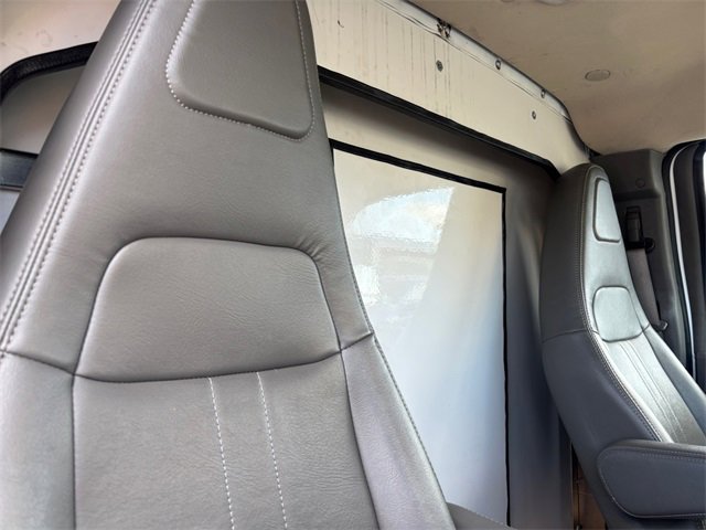 Used 2022 GMC Savana 3500 w/ Power Convenience Package image 33