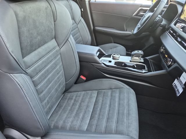 New 2026 Mitsubishi Outlander LE FWD image 36