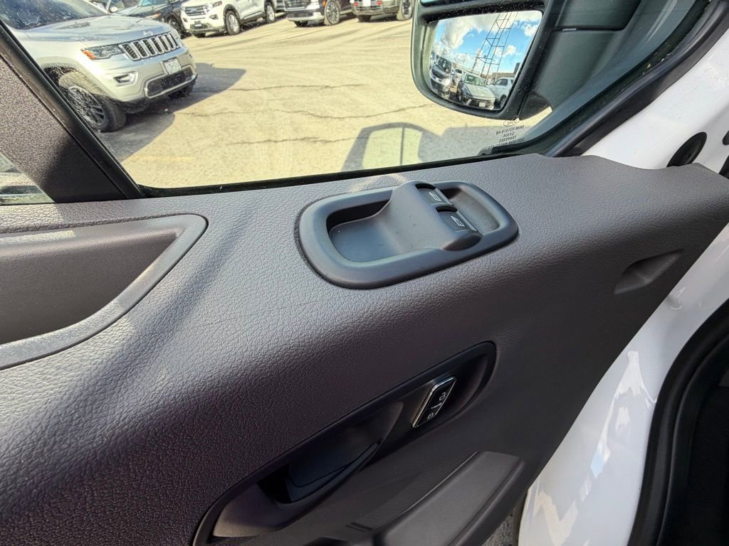 Used 2023 Ford Transit 350 XLT image 22