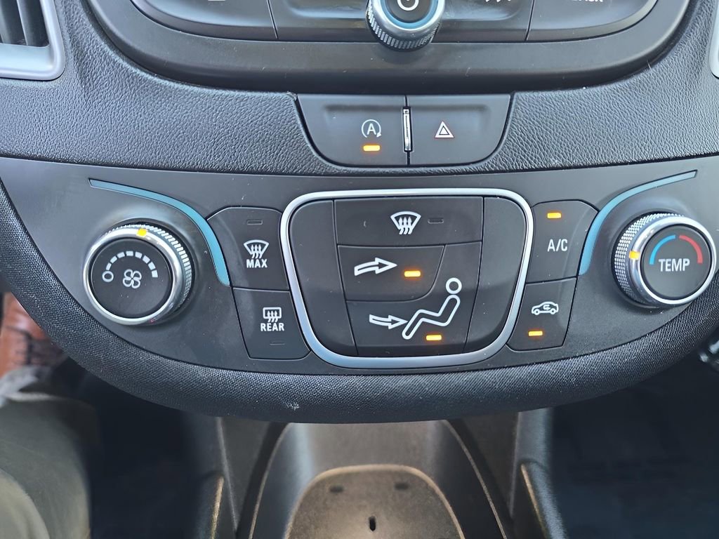 Used 2024 Chevrolet Malibu LS image 18