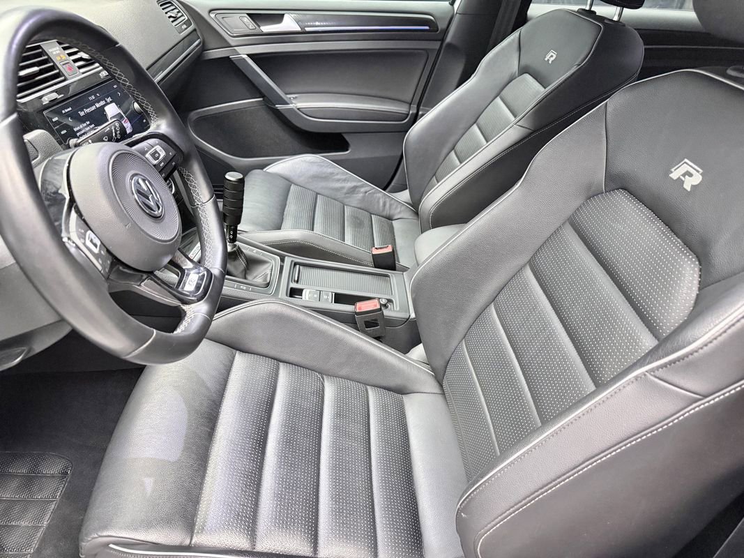 Used 2019 Volkswagen Golf R 4-Door AWD/4WD image 10