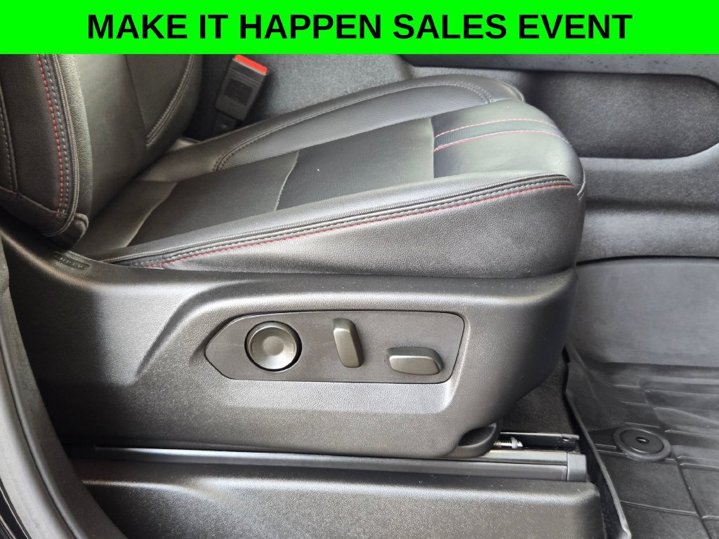 Used 2023 Chevrolet Tahoe RST w/ Luxury Package AWD/4WD image 30