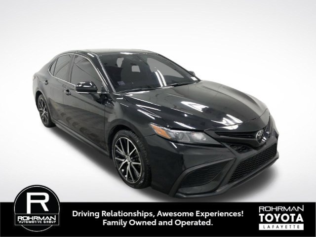 Used 2023 Toyota Camry SE FWD image 9