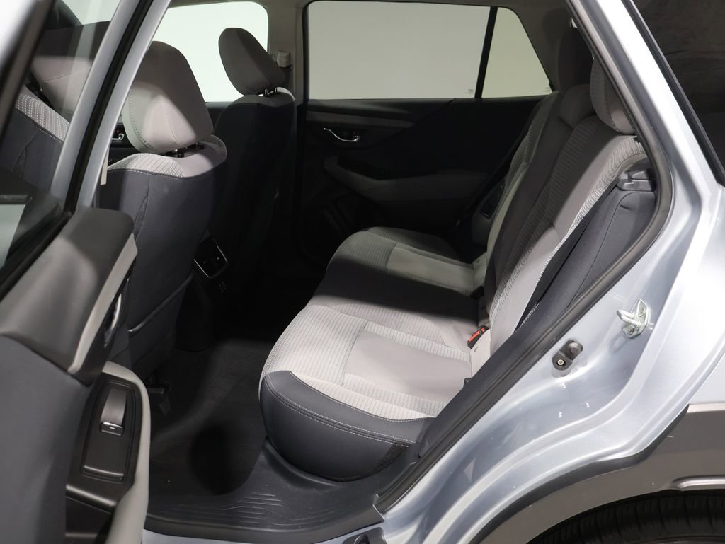 Used 2023 Subaru Outback Premium image 18