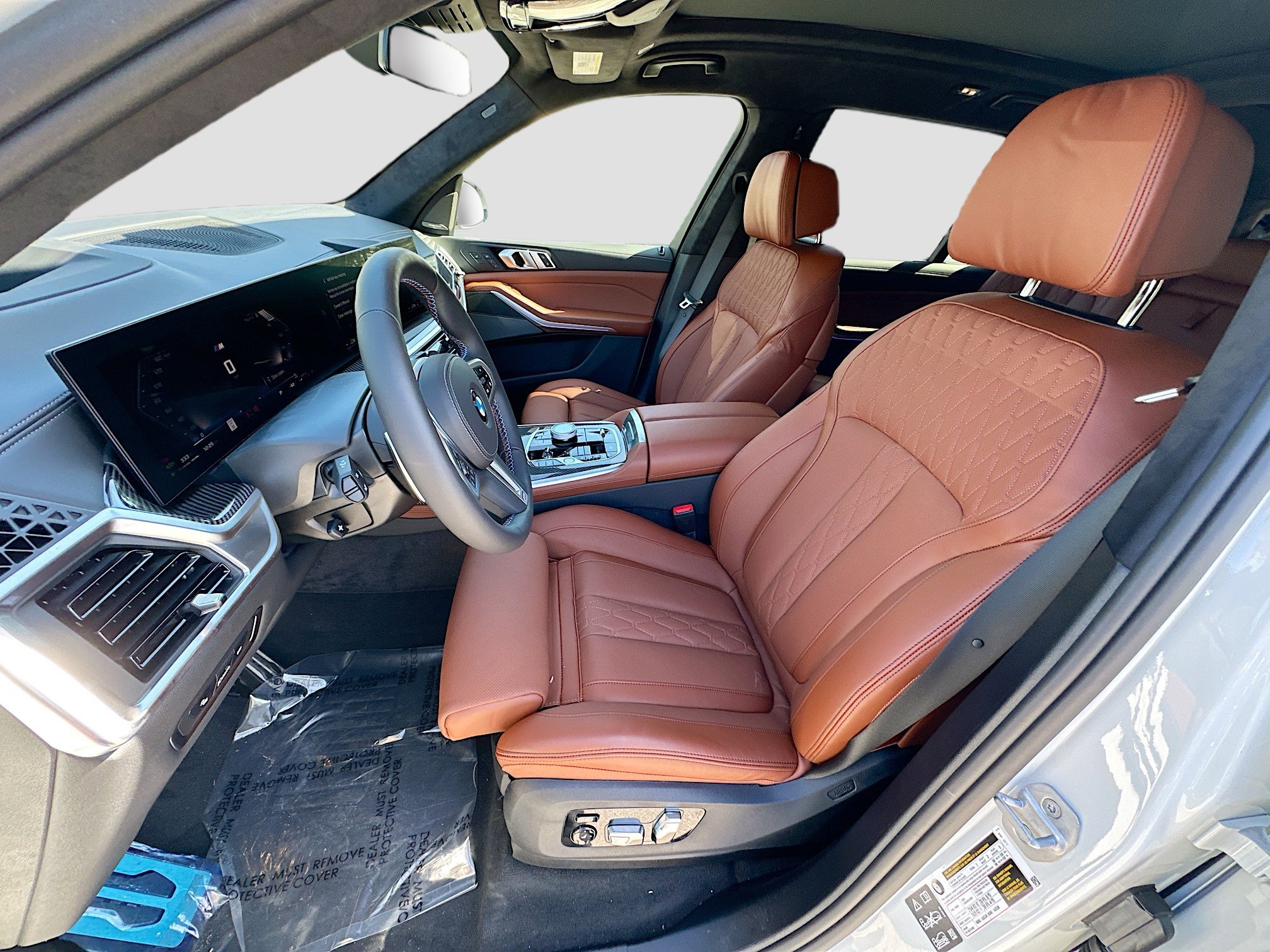 New 2026 BMW X7 M60i w/ Executive Package image 16