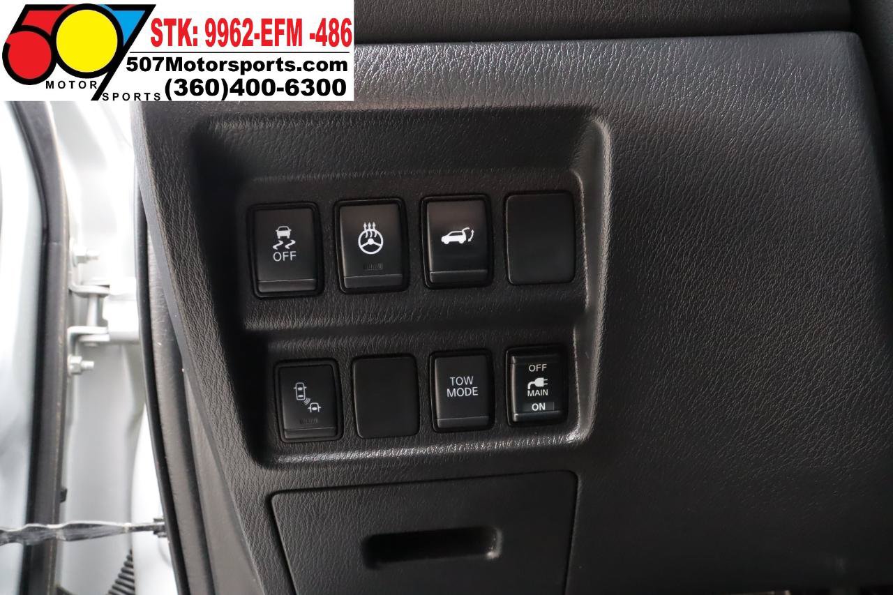 Used 2019 Nissan Pathfinder SL AWD/4WD image 13