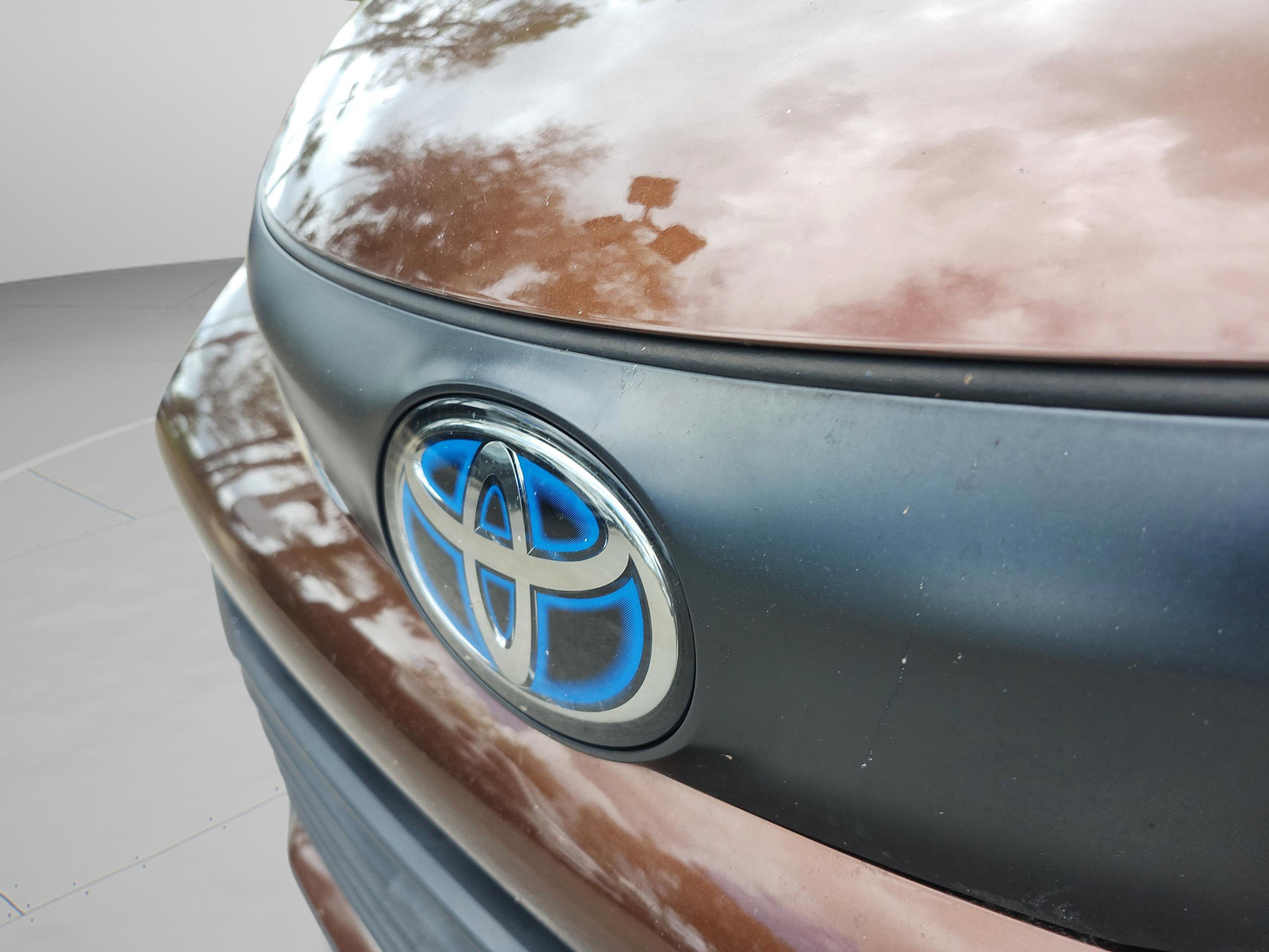 Used 2023 Toyota Sienna XLE image 22