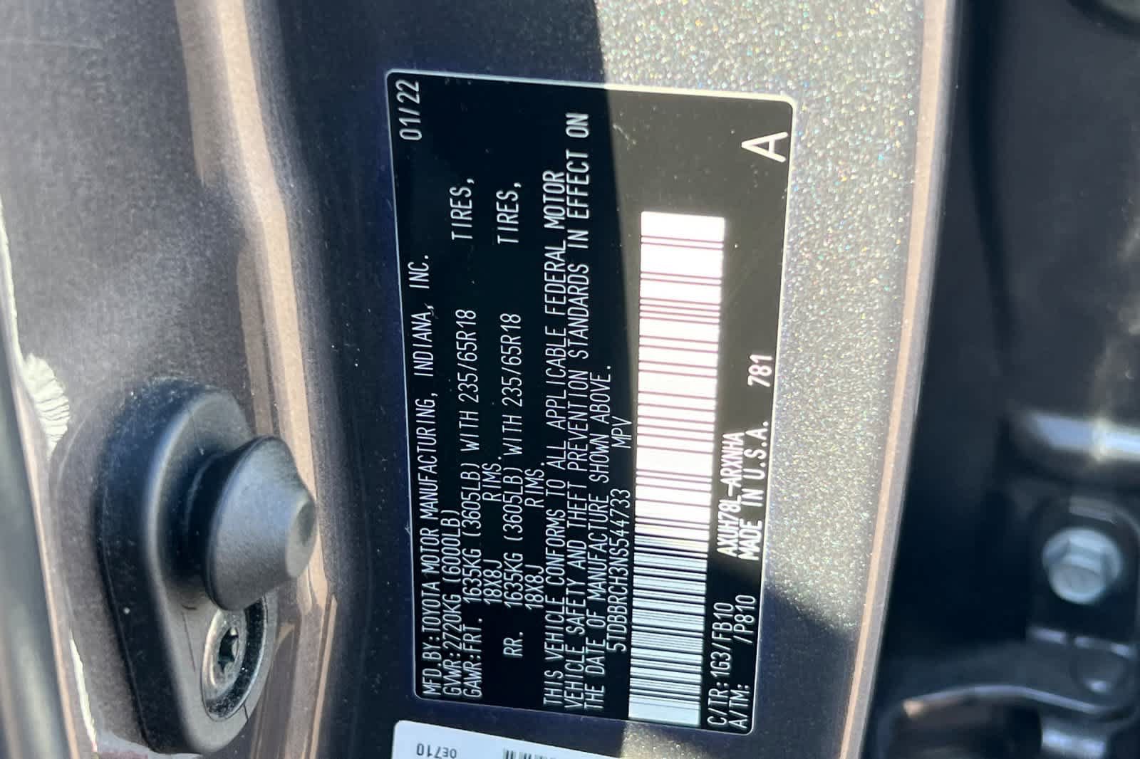 Used 2022 Toyota Highlander LE AWD/4WD image 26