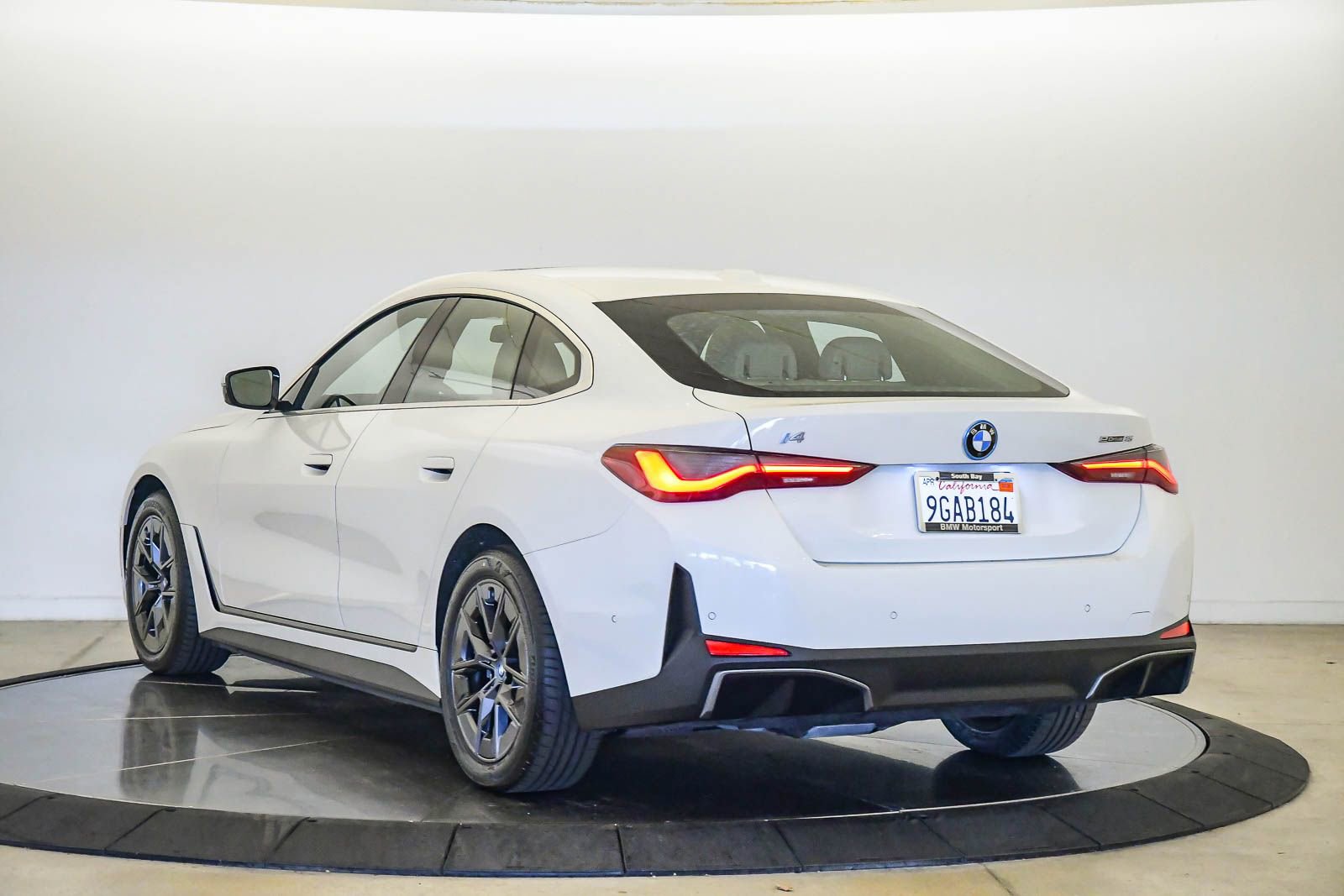 Certified 2023 BMW i4 eDrive35 w/ Premium Package RWD image 2