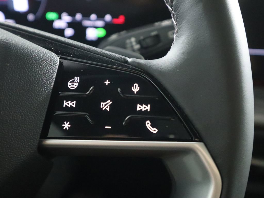 Used 2025 Audi Q5 Premium w/ Convenience Package image 14