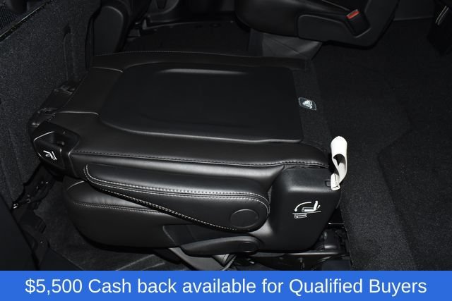 New 2026 Chrysler Pacifica Select w/ S Appearance Package FWD image 34