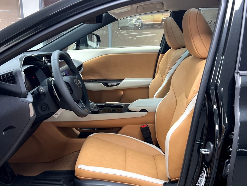 New 2026 Lexus RZ 450e AWD image 9