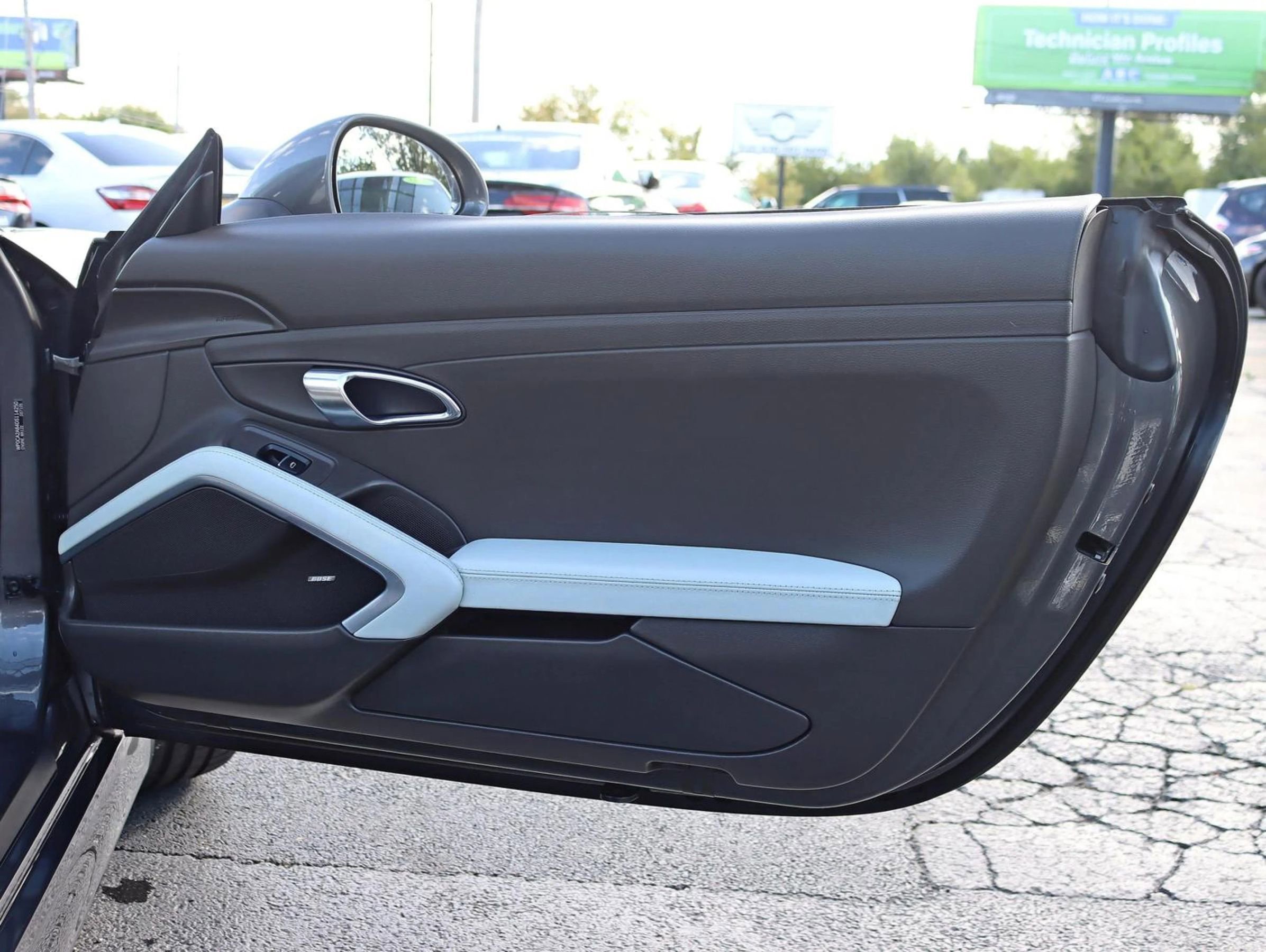 Used 2013 Porsche Boxster image 32