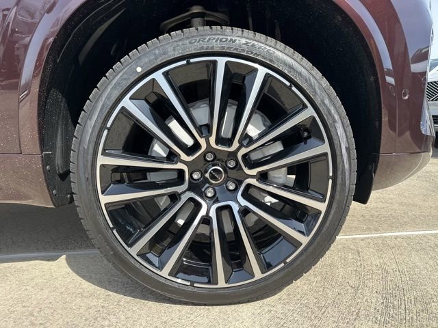 New 2026 Volvo XC90 B6 Plus w/ Protection Package image 9