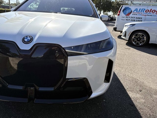 New 2026 BMW iX xDrive60 w/ M Sport Package image 9