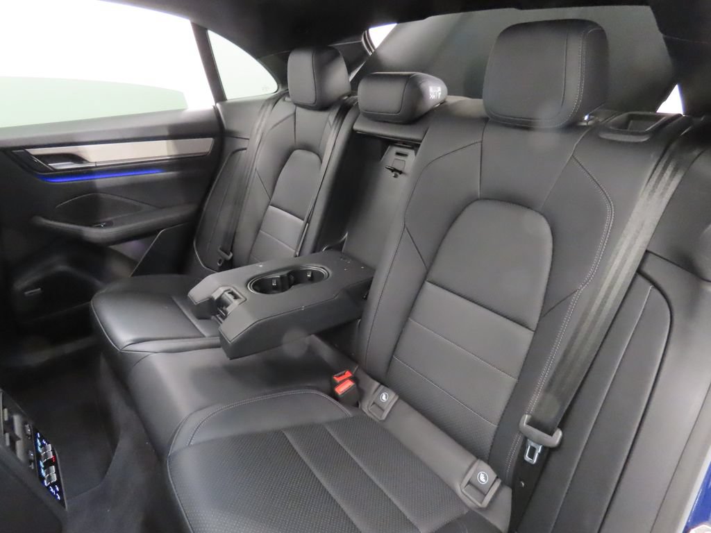 Certified 2024 Porsche Macan 4 Electric AWD/4WD image 42