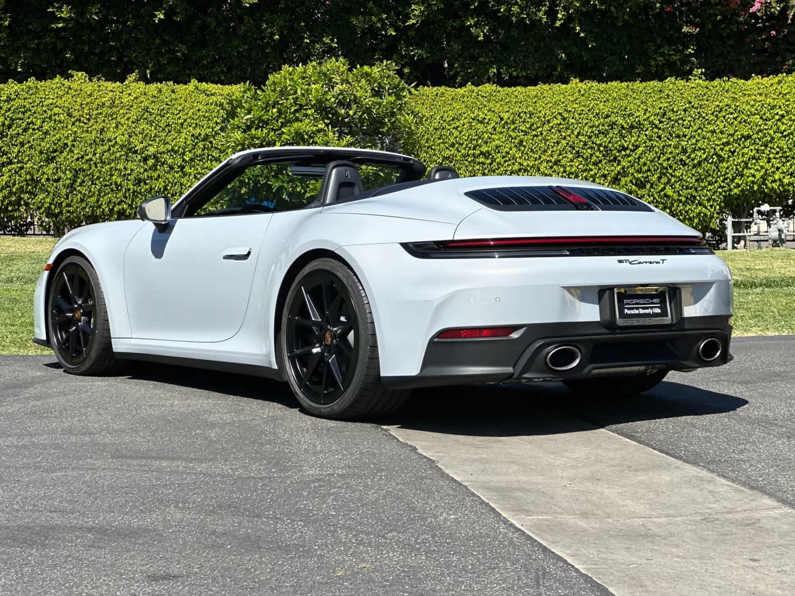 New 2026 Porsche 911 Carrera T RWD image 3