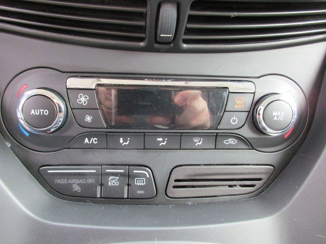 Used 2016 Ford C-MAX SE w/ Equipment Group 202A image 25