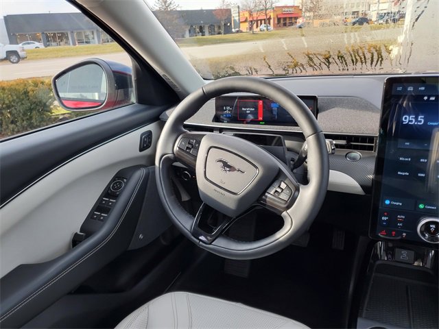 Used 2021 Ford Mustang Mach-E Premium image 9