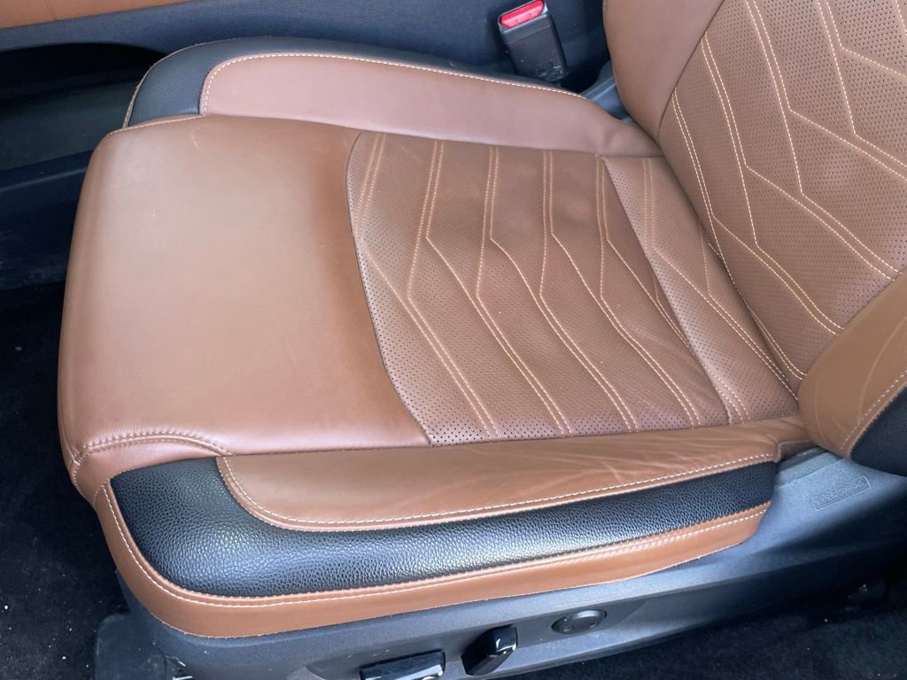 Used 2024 Nissan Pathfinder Platinum w/ Cargo Package image 25