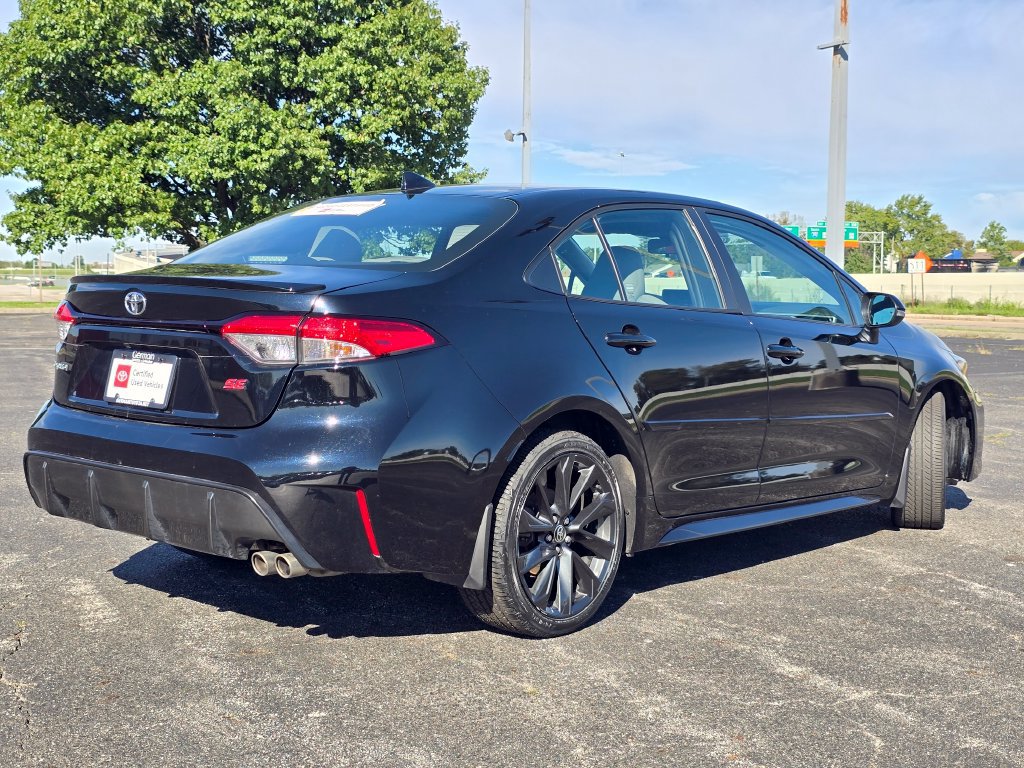 Certified 2024 Toyota Corolla SE w/ SE Premium Package FWD image 18