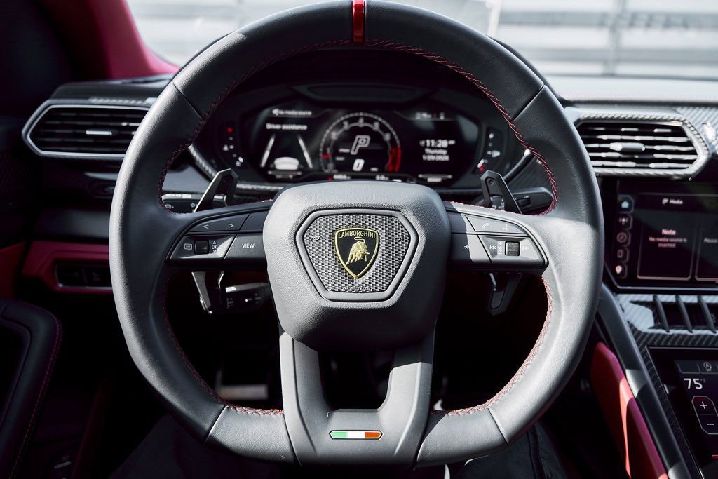 Used 2024 Lamborghini Urus S image 58