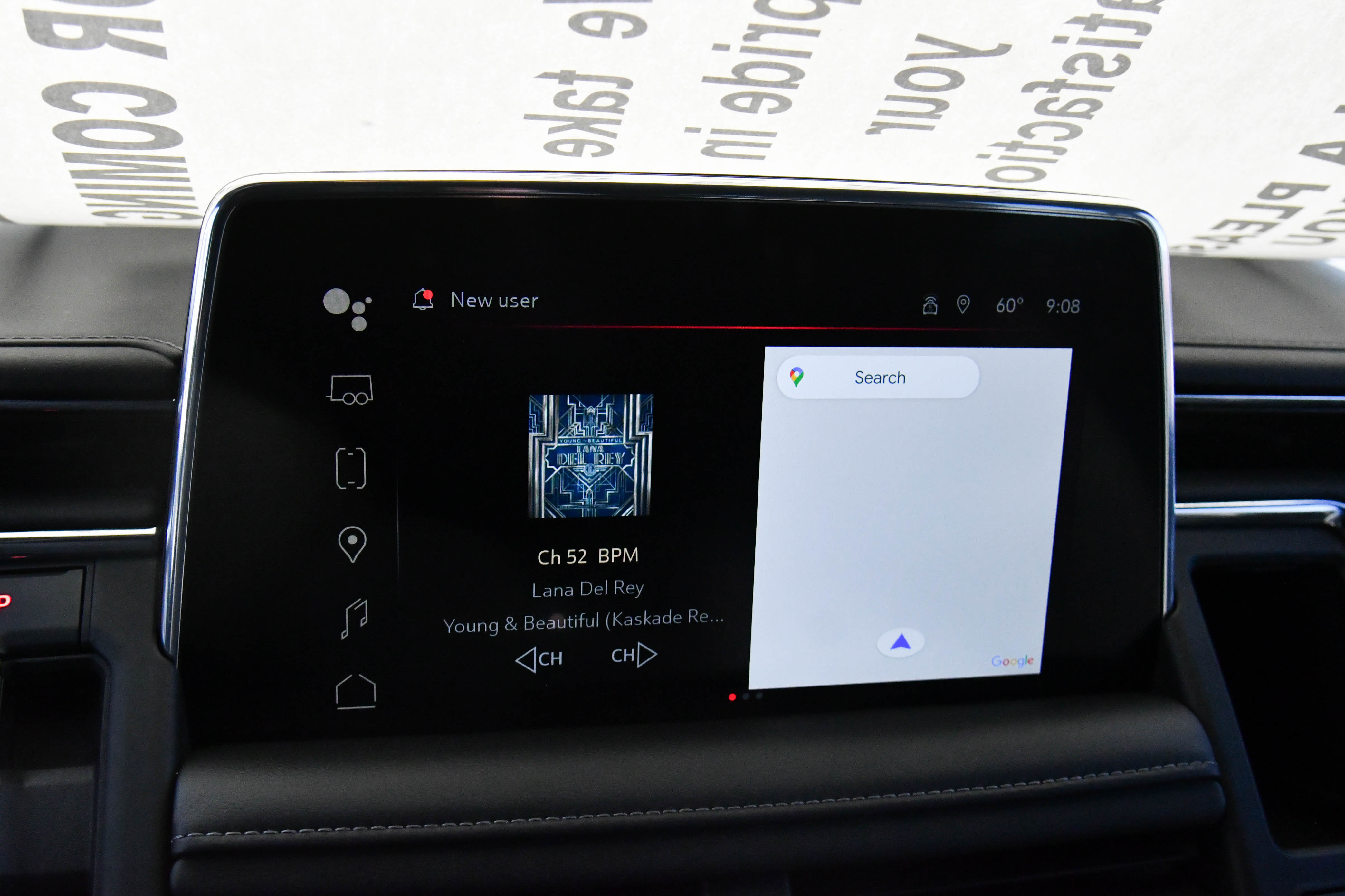 Used 2023 GMC Yukon XL SLE RWD image 25