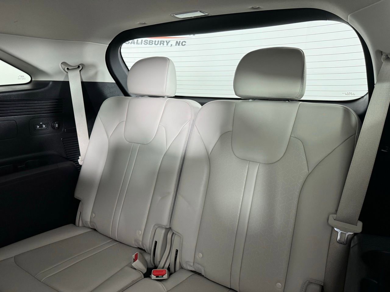 Used 2023 Kia Sorento SX image 22