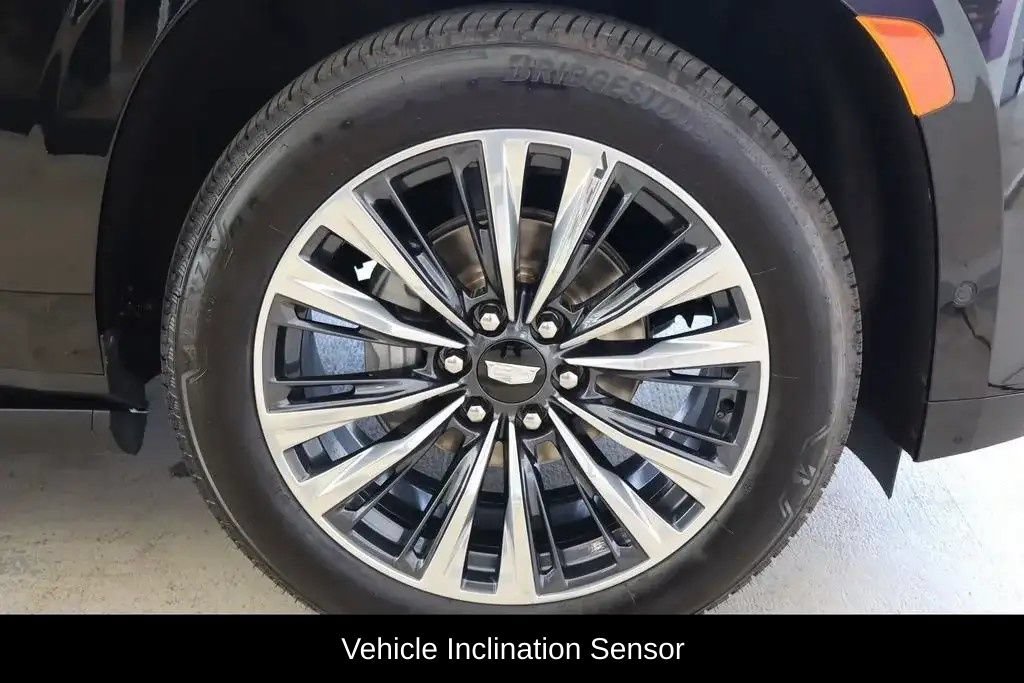 Used 2024 Cadillac Escalade ESV Premium Luxury Platinum AWD/4WD image 29