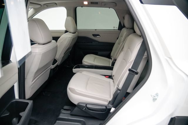 Used 2023 Nissan Pathfinder SL w/ SL Premium Package AWD/4WD image 20