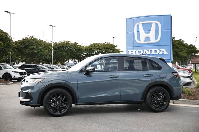 Certified 2025 Honda HR-V Sport image 4