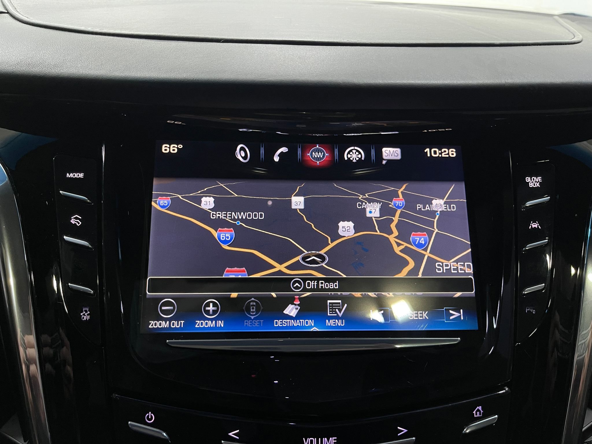 Used 2018 Cadillac Escalade Platinum AWD/4WD image 10