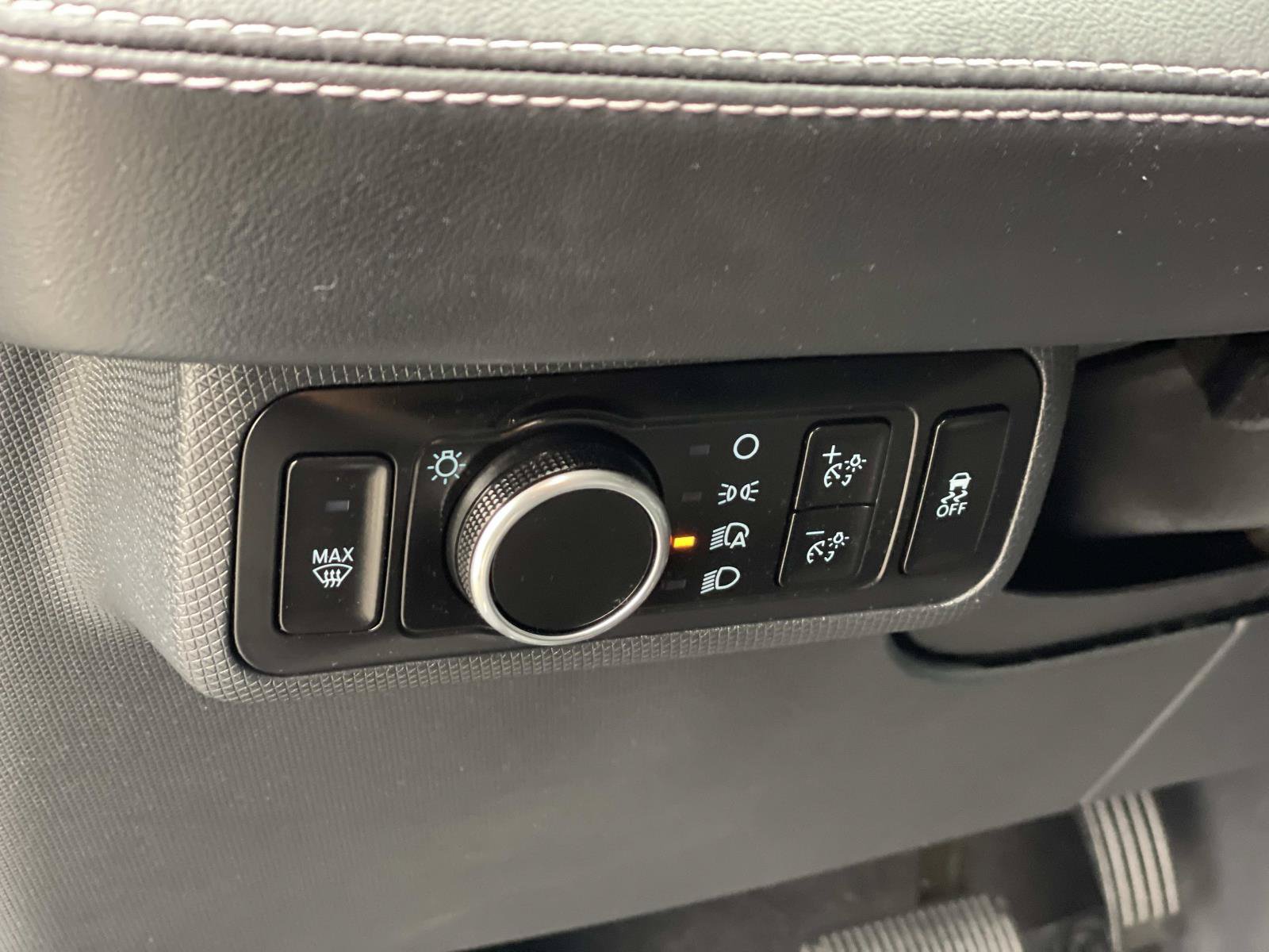 Used 2023 Ford Mustang Mach-E Select RWD image 19