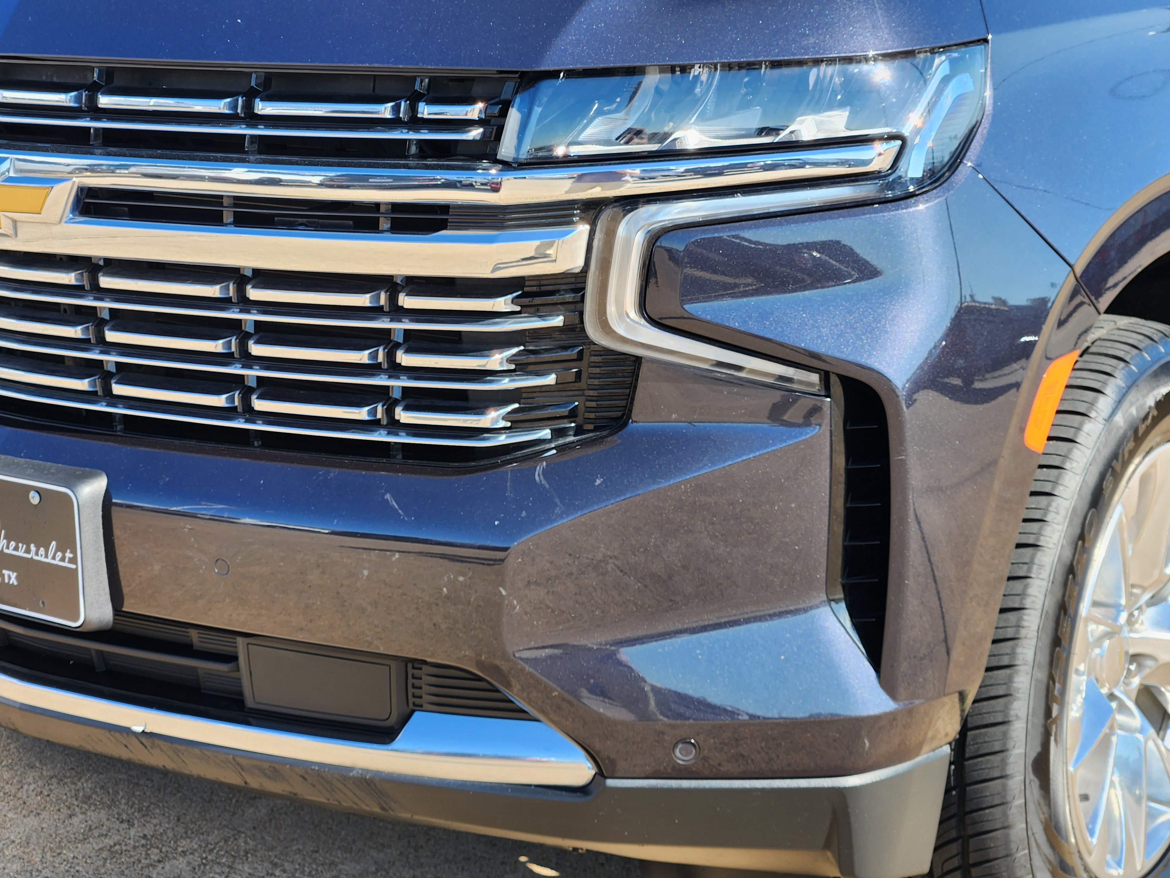 Used 2023 Chevrolet Suburban Premier RWD image 10