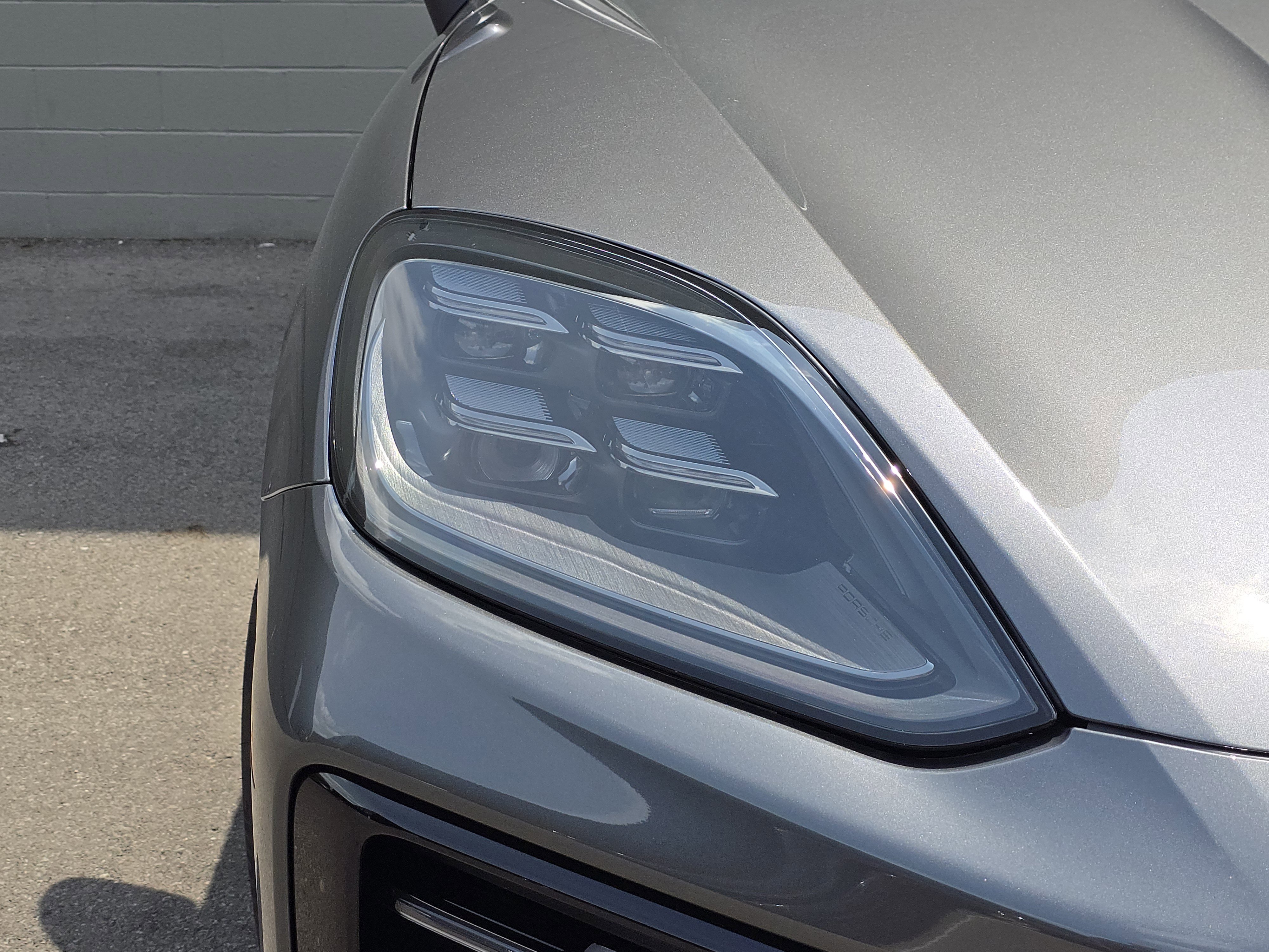 New 2025 Porsche Cayenne E-Hybrid image 11