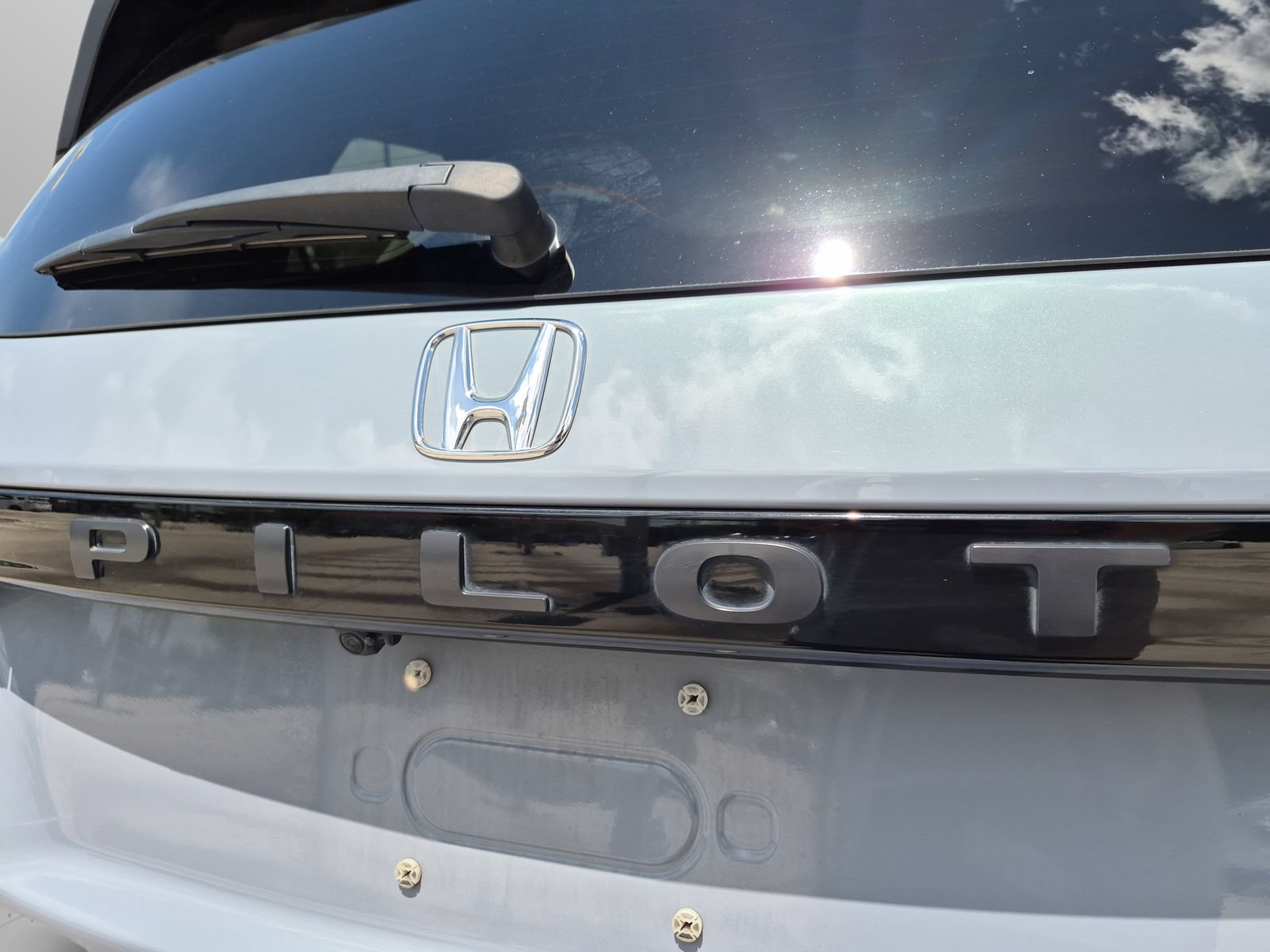 Used 2023 Honda Pilot Touring image 29