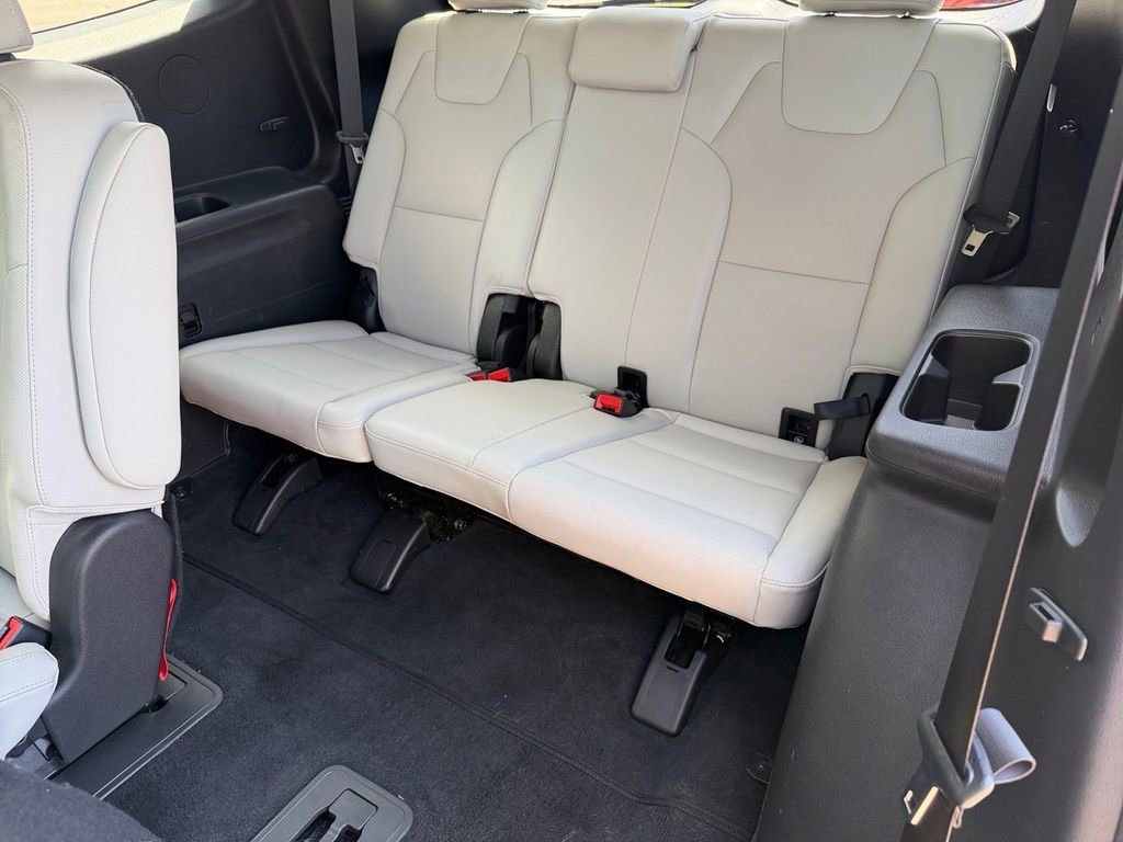 Used 2021 Kia Telluride EX w/ EX Premium Package FWD image 13