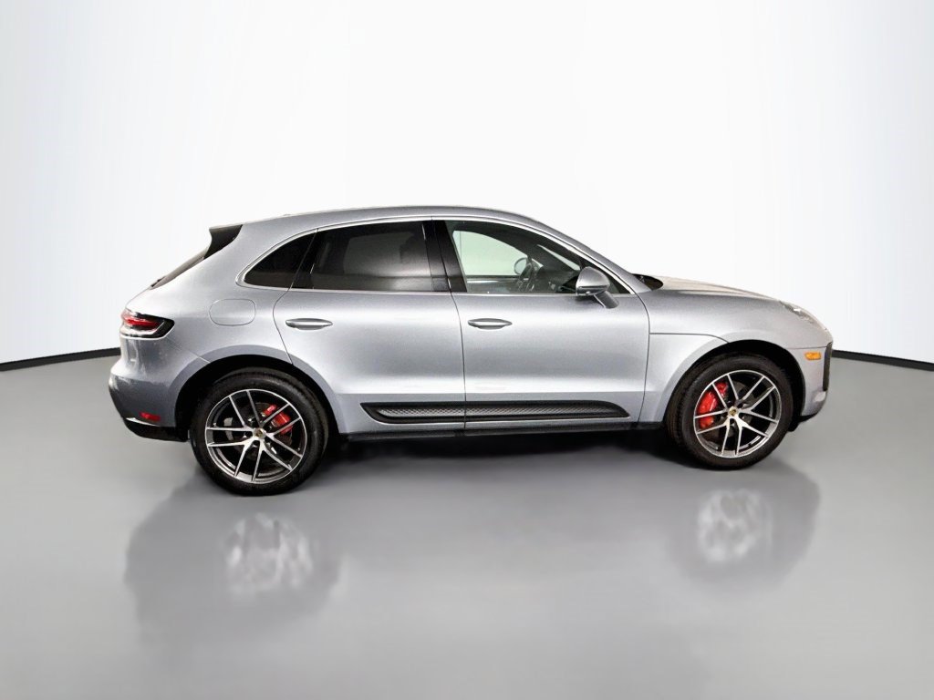 Used 2023 Porsche Macan S AWD/4WD image 11